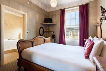 Hotel Jolyon S Boutique