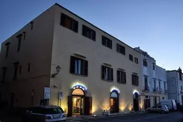 Al Pescatore Hotel & Restaurant