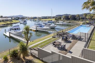 דירה Sovereign Pier On The Waterways