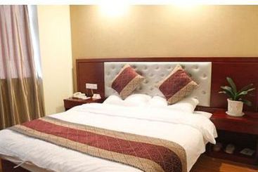 Super 8 Hotel Huai An Central