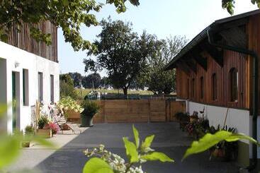 Reiterbauernhof Schönlehenhof