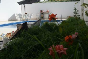 Pensione Dayas Villa