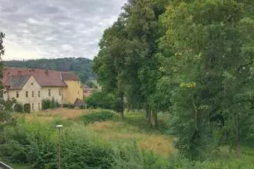 Retkeilymaja Družstevní Dům Choustník