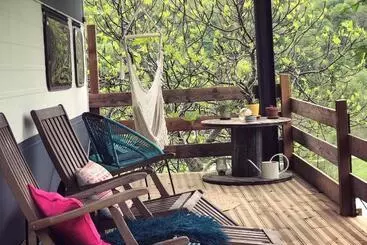 Majatalo Gîte Aurinko : Caravane Avec Bain Nordique