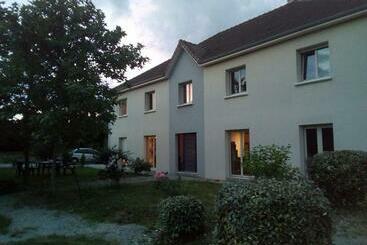 ベッドアンドブレックファースト Destination Ailleurs L étape Marceline Chambre D Hôtes