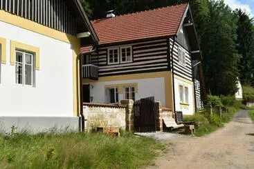 Aamiaismajoitus (B&B) Hlučov   Penzion & Restaurace