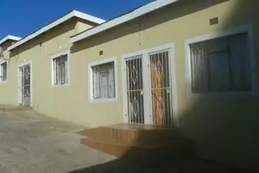 Majatalo Amafana Guest House