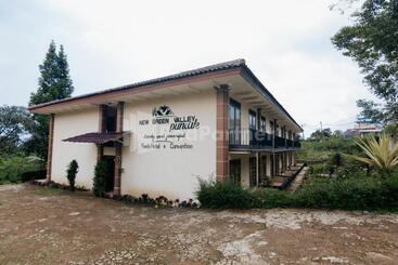 Hotel Villa Green Valley Puncak Redpartner