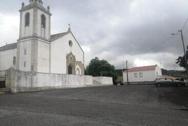 Pension Adega Residências Artísticas   Perto De Lisboa