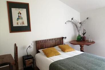 بنسيون Adega Residências Artísticas   Perto De Lisboa