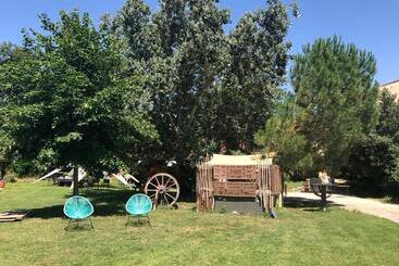 Resort Otel Les Robinsonades