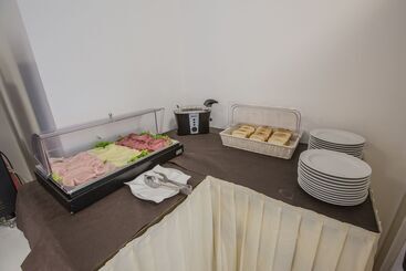 בית מלון כפרי Hollywood