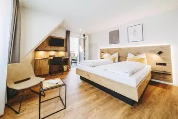 Pflugwirts Hotel Und Gasthaus