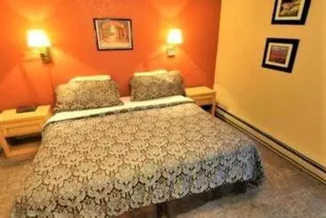 Hotel Pinecliff Village Resort