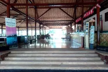 فندق Tanjung Lesung Beach