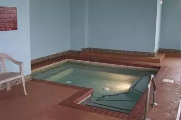 فندق على الطريق Parkfield Inn Warsaw