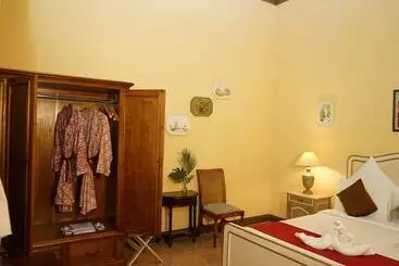 ホテル Kayu Arum Resort