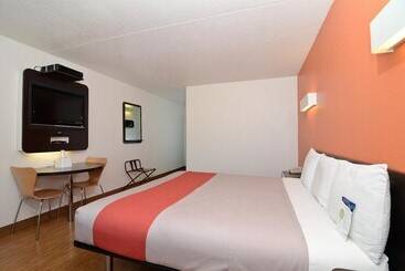 Motel 6south Haven, Ks