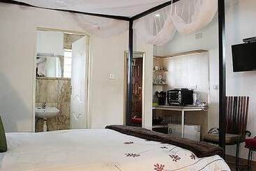 Hotel Annie S Lodge Blantyre