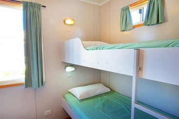 ホテル Strahan Beach Tourist Park