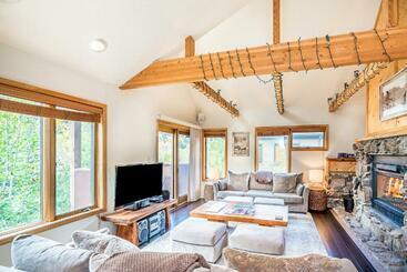 בית מלון כפרי Lulu City 3e