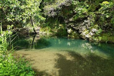 Nouka Minshuku Kajika