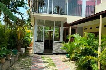 بنسيون Travelers Home