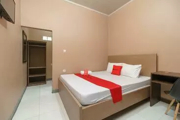Hotel Reddoorz Syariah Near Siloam Hospitals Bulak Kapal