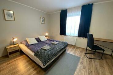 בית מלון כפרי Ik Nad Zalewem 10 Km Od Legnicy