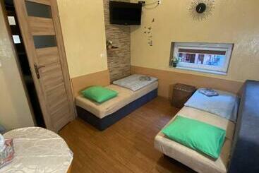 مبيت وإفطار Pokoje Pracownicze Gniezno