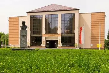 Majatalo Pokoje Gościnne W Centrum Kultury Wsi Polskiej