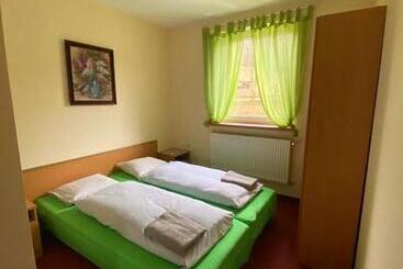 Agroturystyka Kapellanka   Kraina Wygasłych Wulkanów