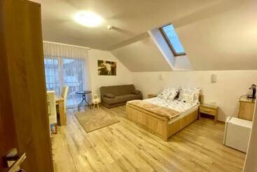 펜션 Nasza Owczarzówka