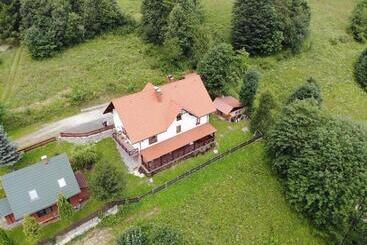 Pension (Hôtel basse catégorie) U Eli