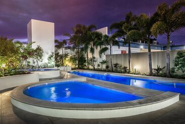 アパートメント Monaco Caloundra