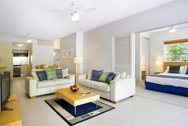 Huoneisto Verano Resort Noosa