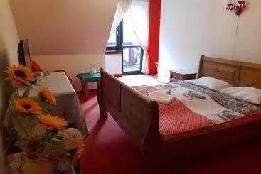Hostel Zajazd Pod Chmurką