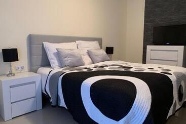 Aparthotel Koroni Home