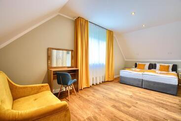 تختخواب و صبحانه Spa & Resort Bukowiec