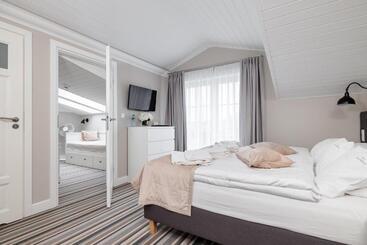 تختخواب و صبحانه Villa Astra Baltica