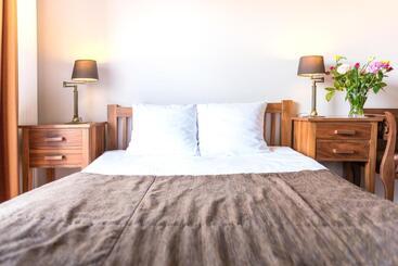 Hotell Airpark Balice