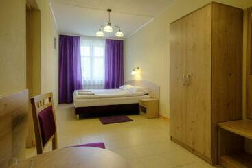 Bed & Breakfast Dworek Nad Wisłą