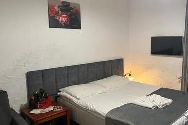 مبيت وإفطار Willa Larysa Agro