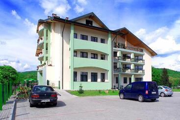 Hotel I Restauracja Bona