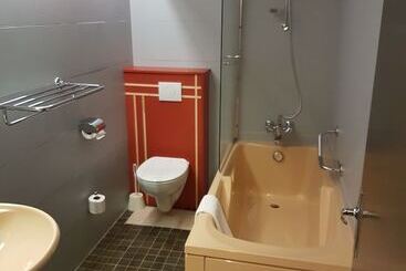 酒店 Les Rives D Allier