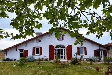 ベッドアンドブレックファースト La Coquille