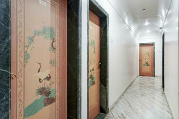 Collection O Hotel Shreya