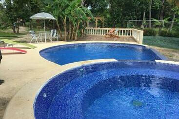 بنسيون Cabañas Ariza