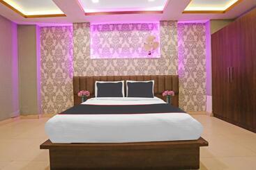 فندق Collection O Shree Shyam