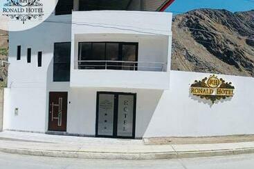 호텔 Ronald